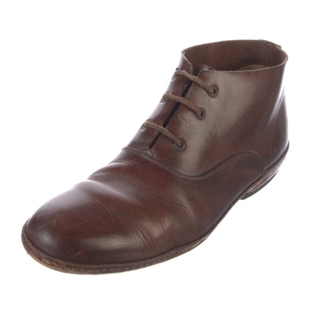 조르지오 아르마니 레더부츠