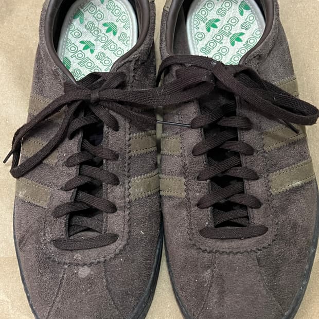 아디다스 토바코 다크브라운 270