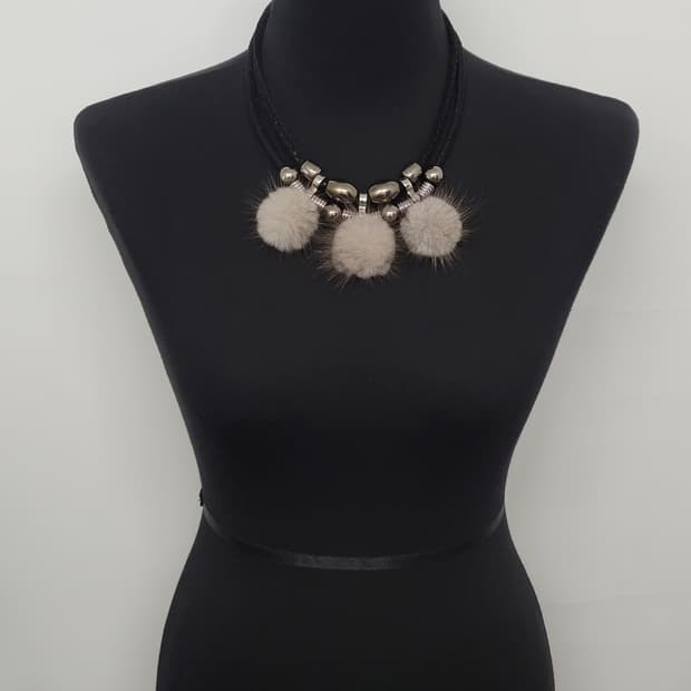 리얼밍크 빈티지목걸이