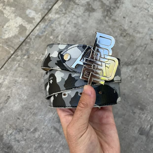 베이프 A Bathing Ape의 카모 패턴 가죽 벨트