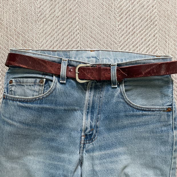 빈티지 버건디 스웨이드 레더 벨트 