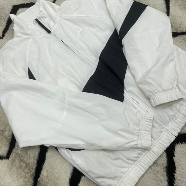 [M]나이키 빅스우시 바람막이/화이트