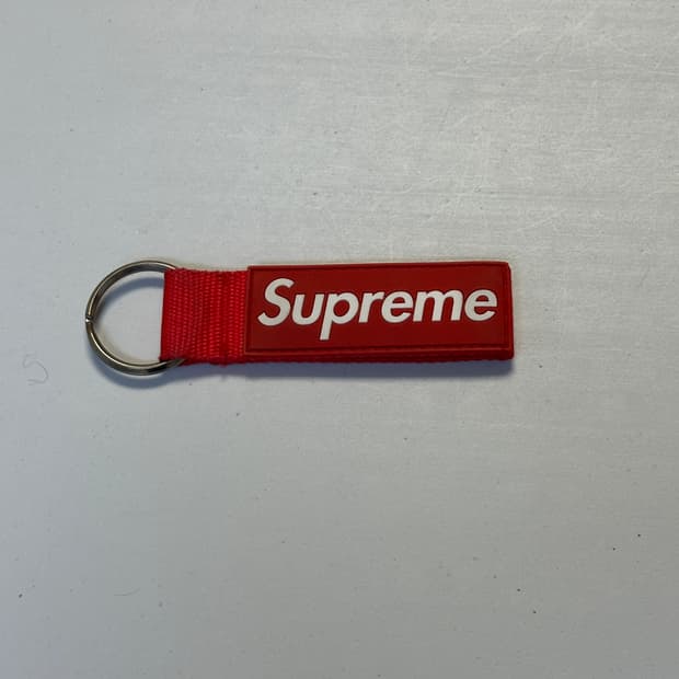 슈프림 웨빙 키체인 키링 23SS