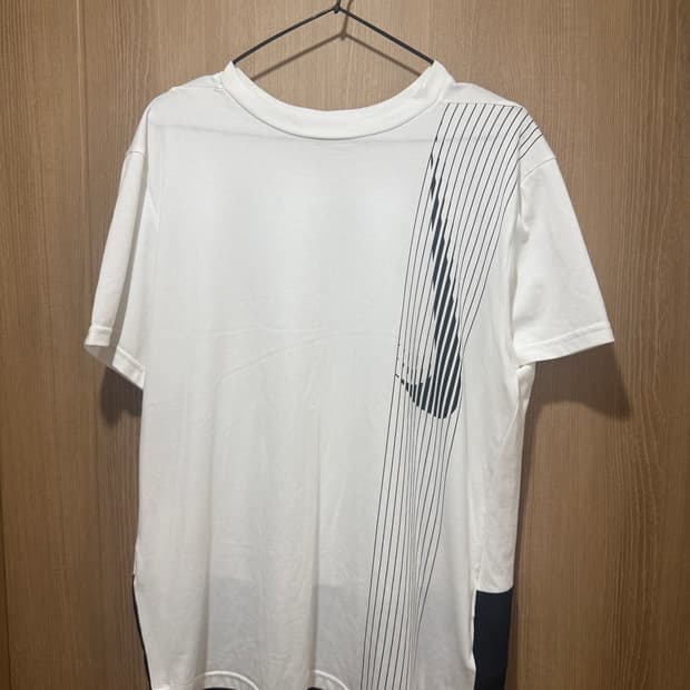 나이키 DRI-FIT 반팔 티셔츠 XL(105) / 상태 매우 좋음