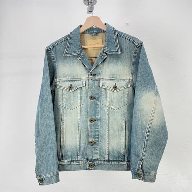 버버리 데님 라이트 워시 트로피컬 데님 트러커 자켓