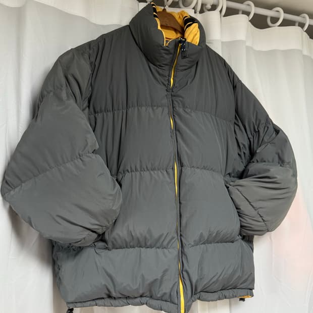 노티카 리버서블 패딩