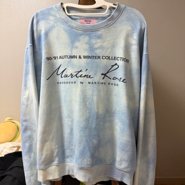 Martine Rose 마틴로즈 타이다이 맨투맨 하늘색 100