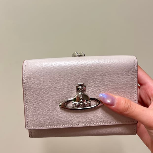 비비안웨스트우드 일본 한정 핑크지갑 