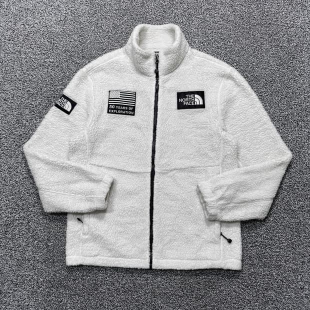 Name : 노스페이스 화이트컬러 시그니처로고 후리스 자켓 :) 