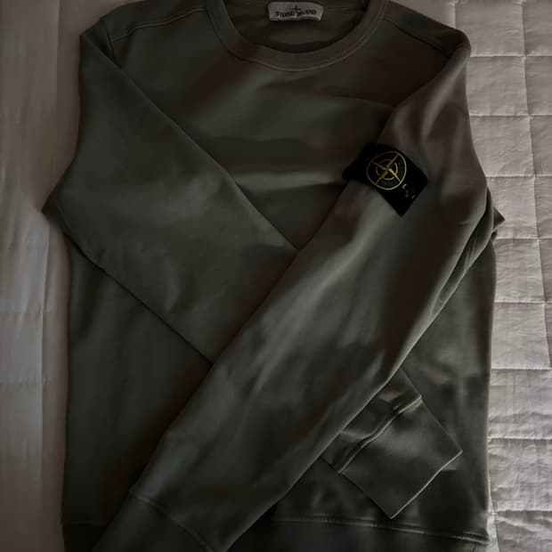 스톤아일랜드 맨투맨 S