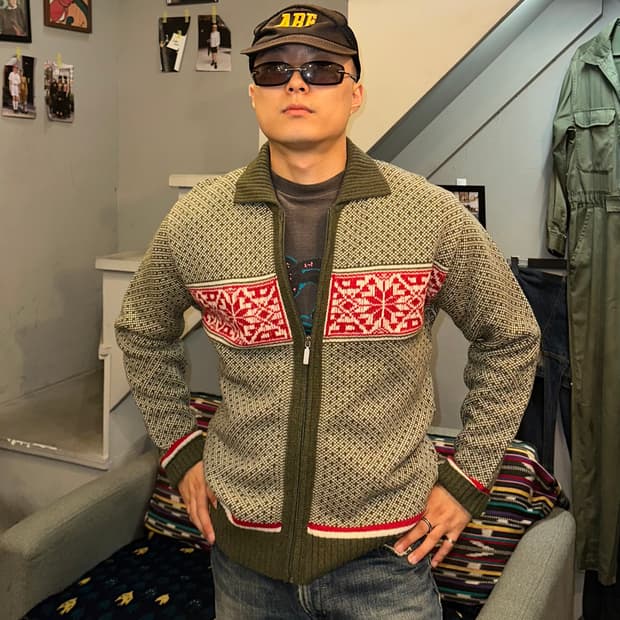 00’s Diesel flower pattern knit zip-up