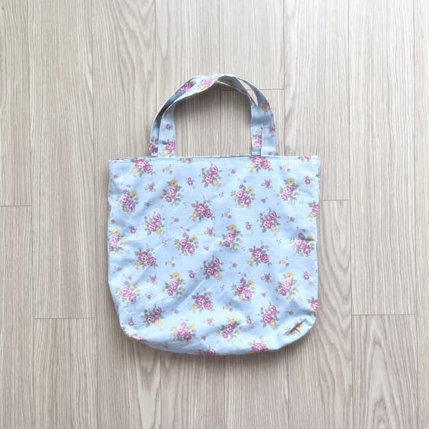 소프트 블루 플라워 가방 