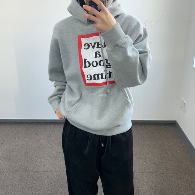 Have a good time 해브어굿타임 레드로고 그레이 후드티 