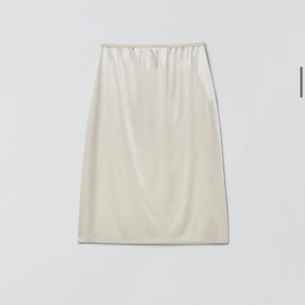 마조네 새틴 미디 스커트 크림 S