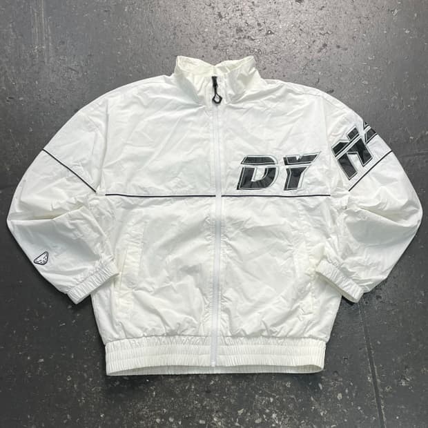 100 다이나핏 바람막이 