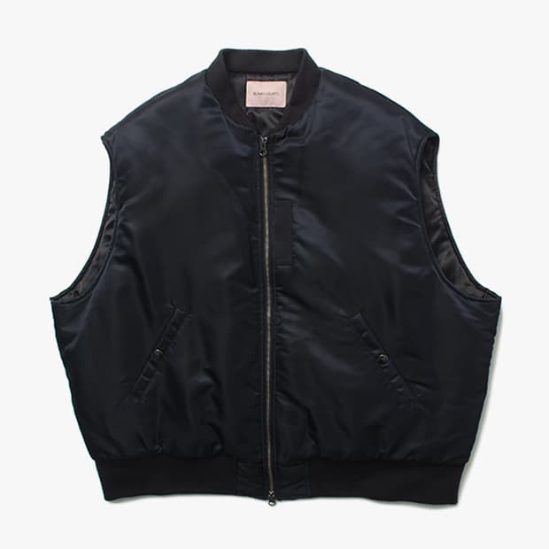  BEAMS "MA-1 Vest"