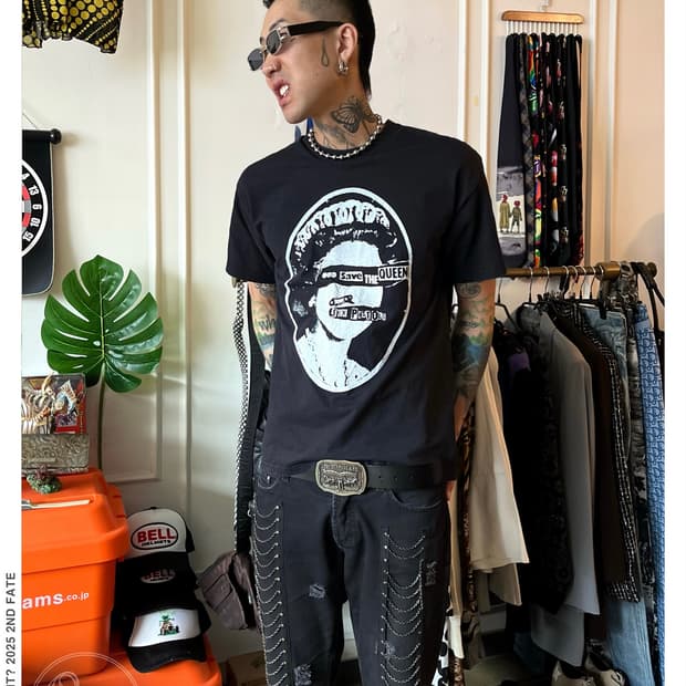 Sex Pistols “God Save The Queen” T-Shirt