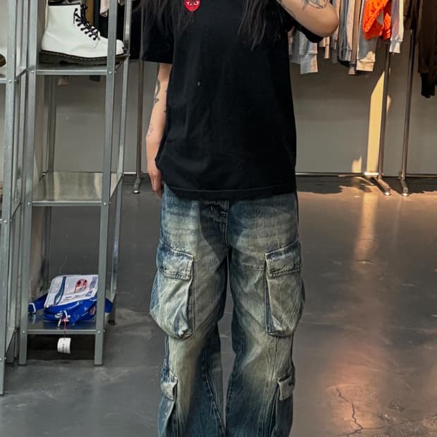 꼼데가르송 레드하트와펜 로고 반팔 A1515