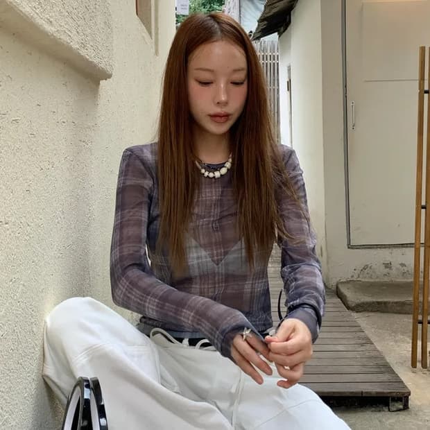 다이애그널 체크 시스루 탑
