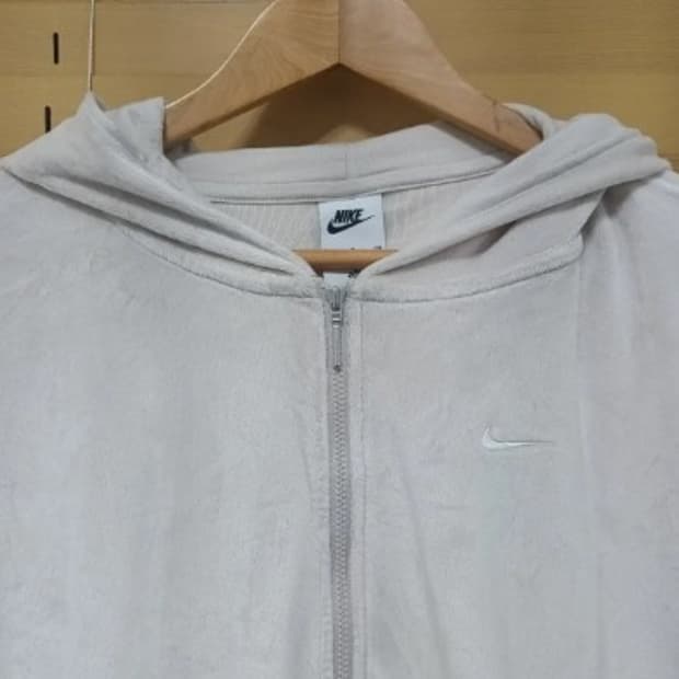 나이키 여성 간절기벨벳후드집업 S사이즈