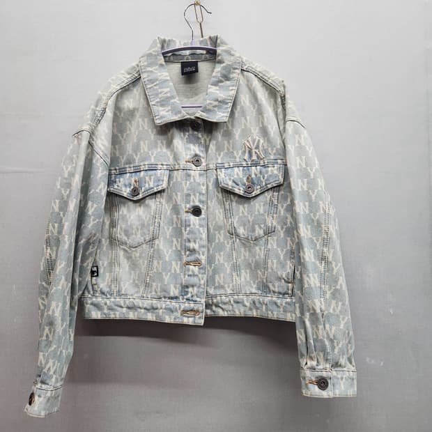 MLB 뉴욕양키스 모노그램 크롭 워싱데님 자켓80(L)