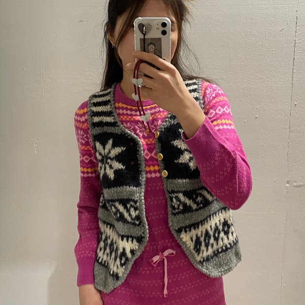 BEAMS nordic pettern knit vest