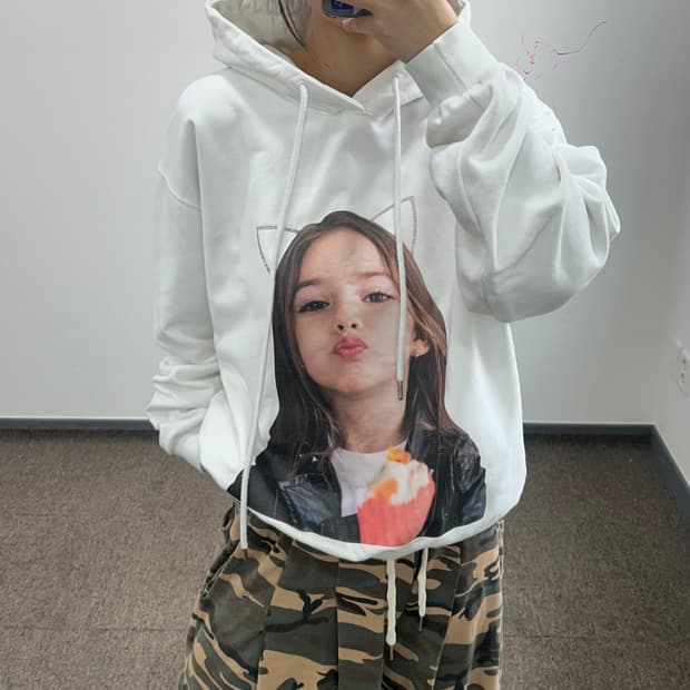 Acme de la vie 아크메드라비 화이트 후드티