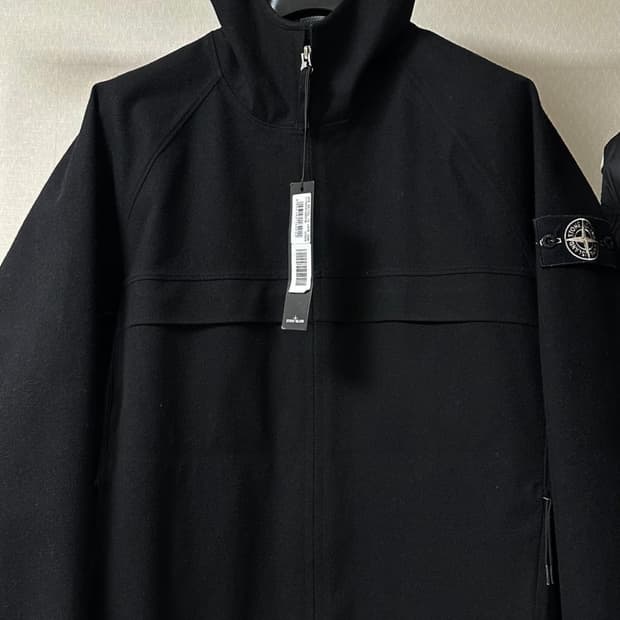 스톤아일랜드 탱크쉴드 울 자켓 M(100) 국내판