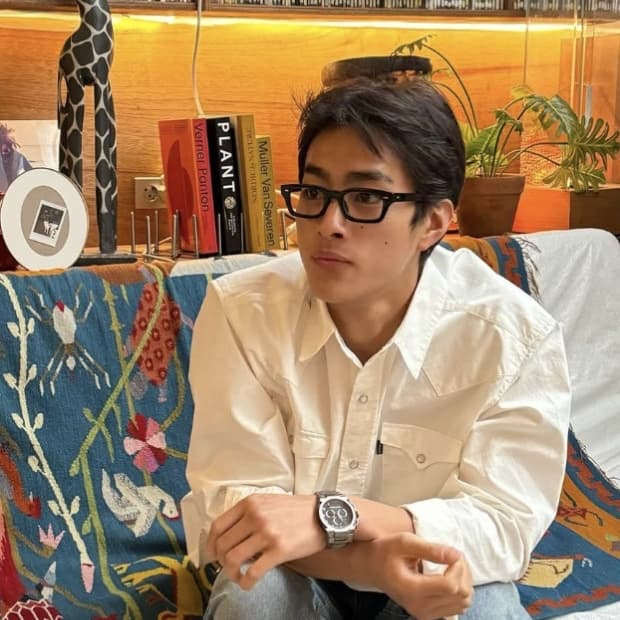 언커먼 아이웨어 벅 홍태준 안경 buck