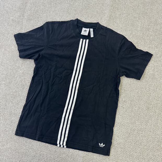 S 아디다스 오리지널 블랙 티셔츠 0416D