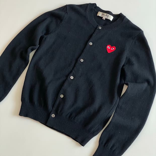 꼼데가르송 플레이 블랙 니트 가디건 M사이즈