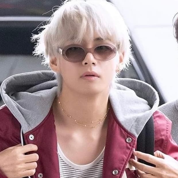 [Unisex] VIP 몰타 로고 오벌 라운드 뿔테 선글라스