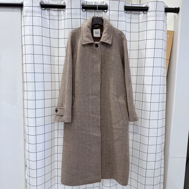 스튜디오 톰보이 헤링본 발마칸 코트