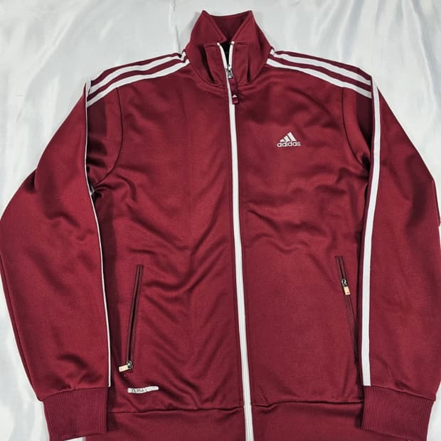 아디다스버건디져지