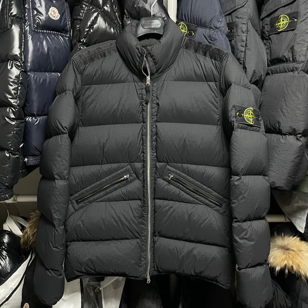 [M사이즈] 24FW 스톤아일랜드 심리스 나일론 다운 패딩 자켓