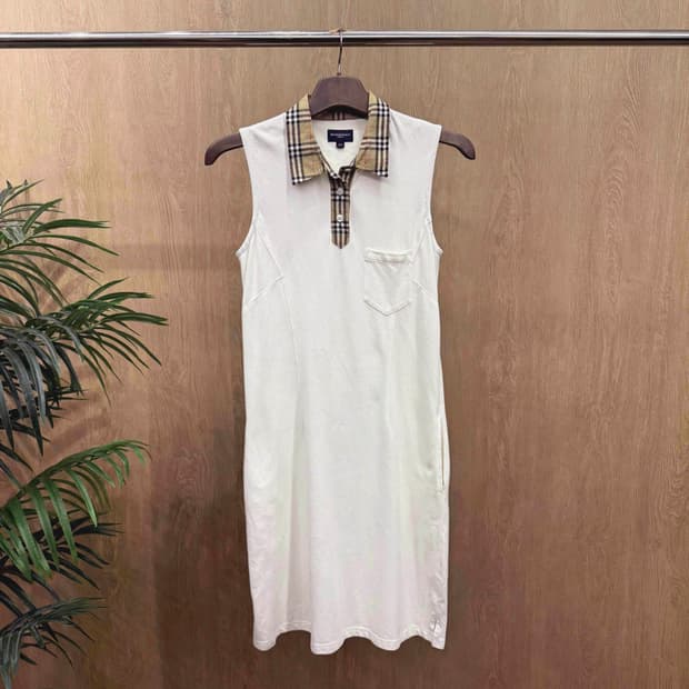 버버리 골프 체크 카라 버튼 플래킷 슬리브리스 미디 원피스 아이보리