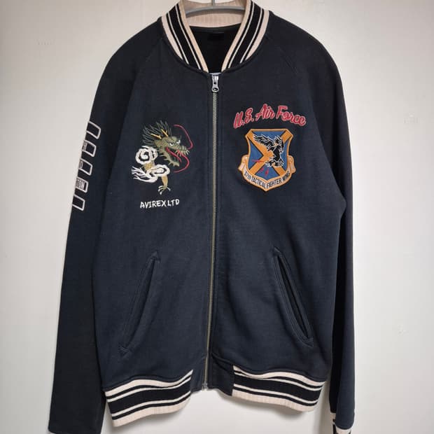 아비렉스 미 공군 자수 집업