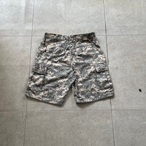 ACU 디지털 카모 카고 반바지