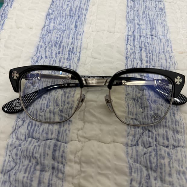 크롬하츠 보넨노이슈어1 블랙실버 새상품 판매합니다