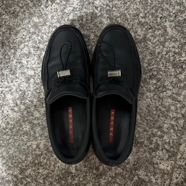 프라다 스포츠 로퍼 270