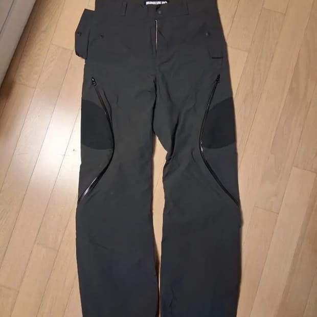 민킴호 블랙 트론 팬츠