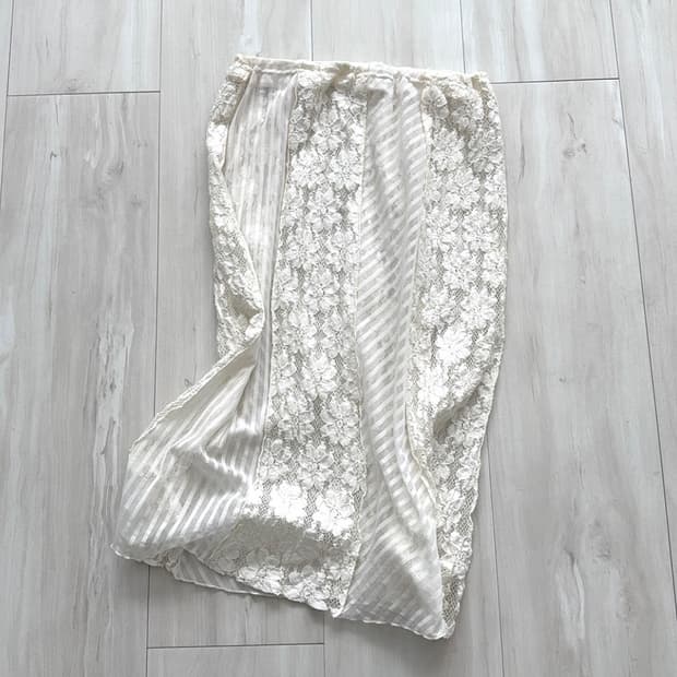 Ivory Lace Layering Midi Skirt