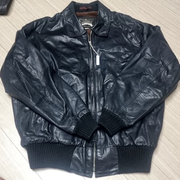 크라운스페로우사 80-90년대 블랙 가죽 블루종 자켓(100)