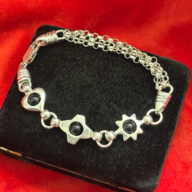 Vintage 925Silver Onyx Sun Cross Heart B