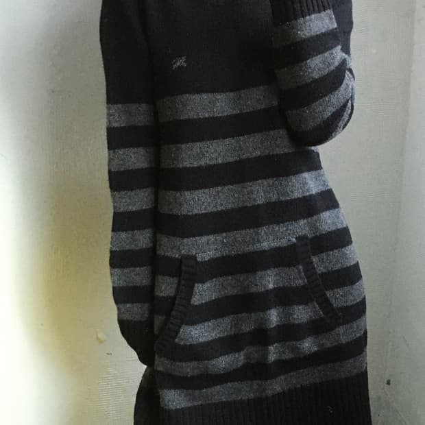 Burberry  버버리 블루라벨 블랙·차콜 스트라이프 니트 원피스