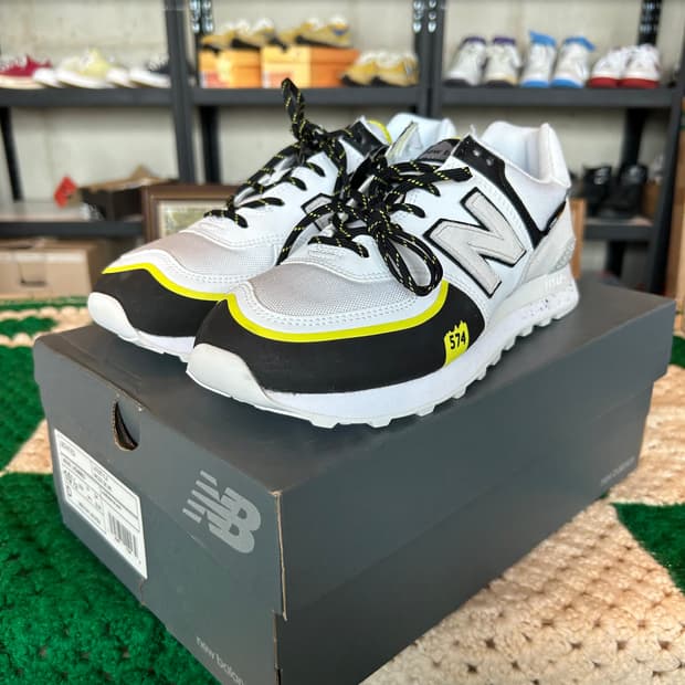 새상품 뉴발란스 U574TE2