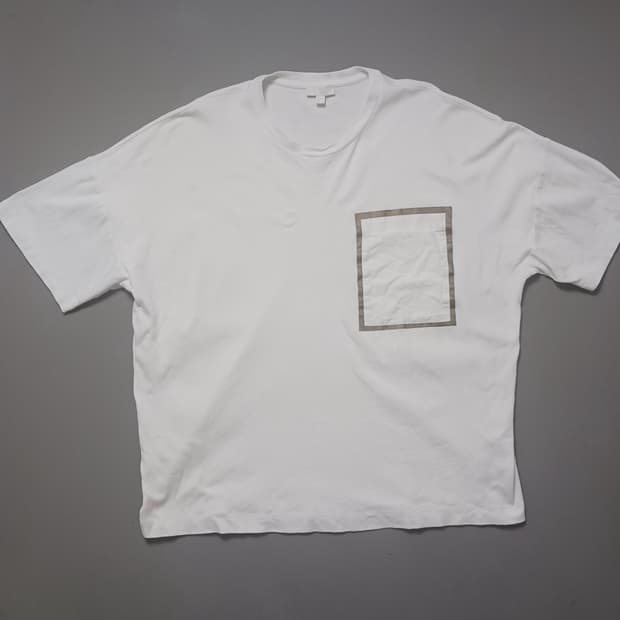 [L] COS 포켓 배색 오버핏 반팔 티셔츠