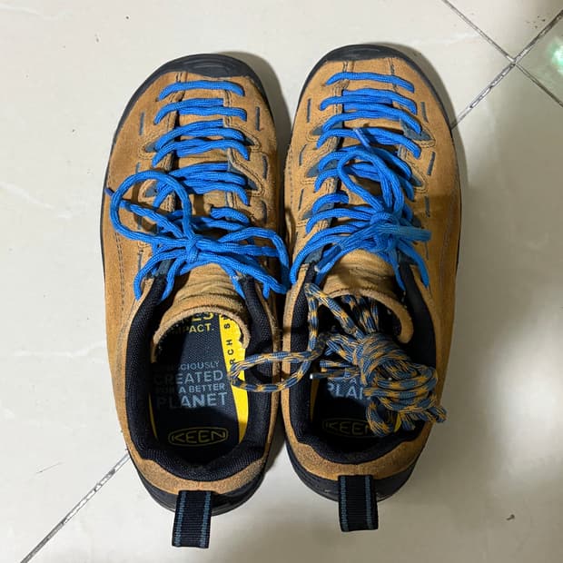 킨 재스퍼 스웨이드 스니커즈 카멜 240