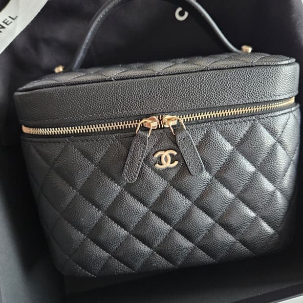 샤넬 탑핸들 코스메틱 