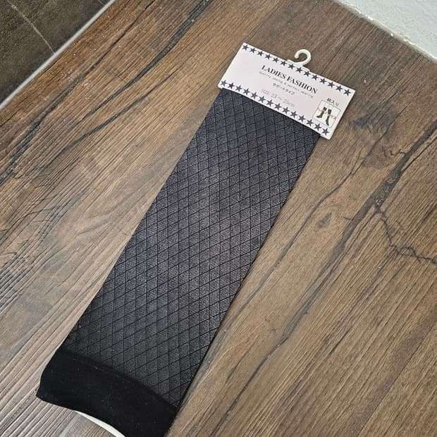 Japan 패턴 니삭스